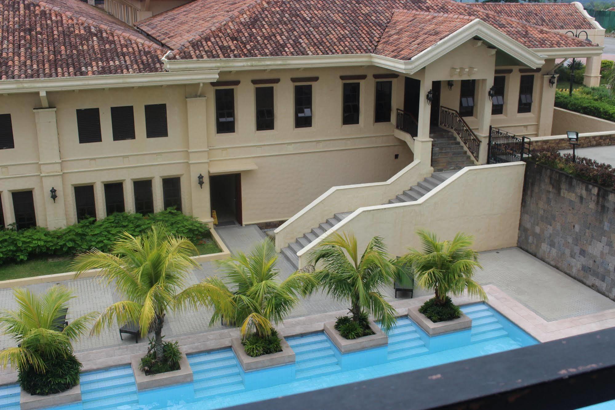 Splendido Hotel Tagaytay City Exterior foto