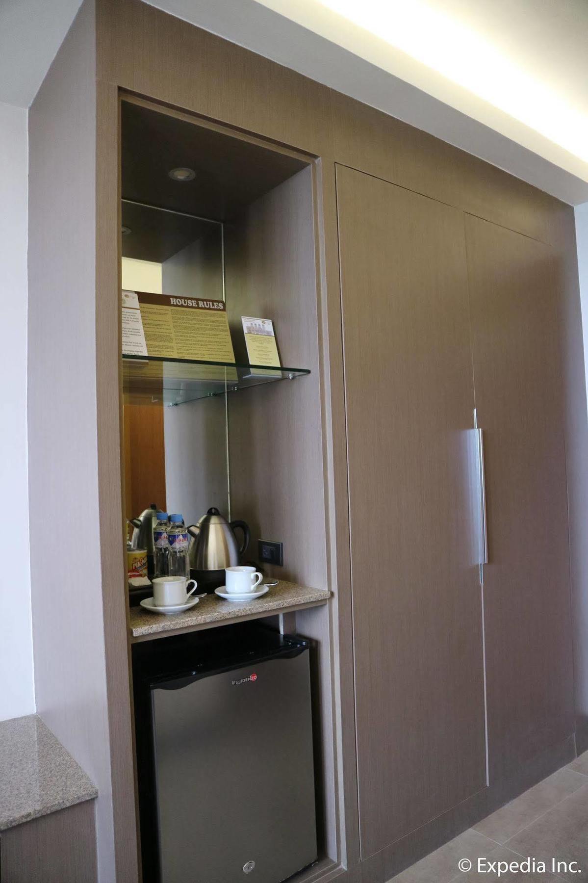 Splendido Hotel Tagaytay City Exterior foto